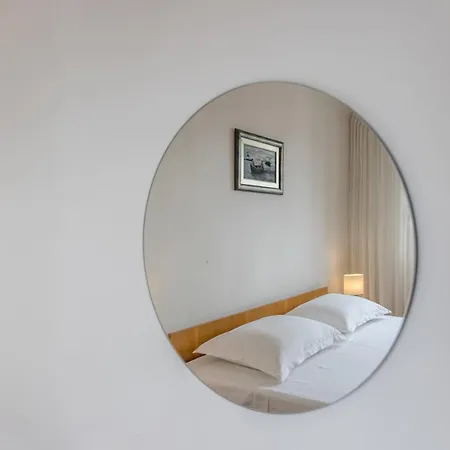 Apartamento Issa & Sea View *