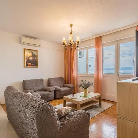 Issa & Sea View Apartman Split